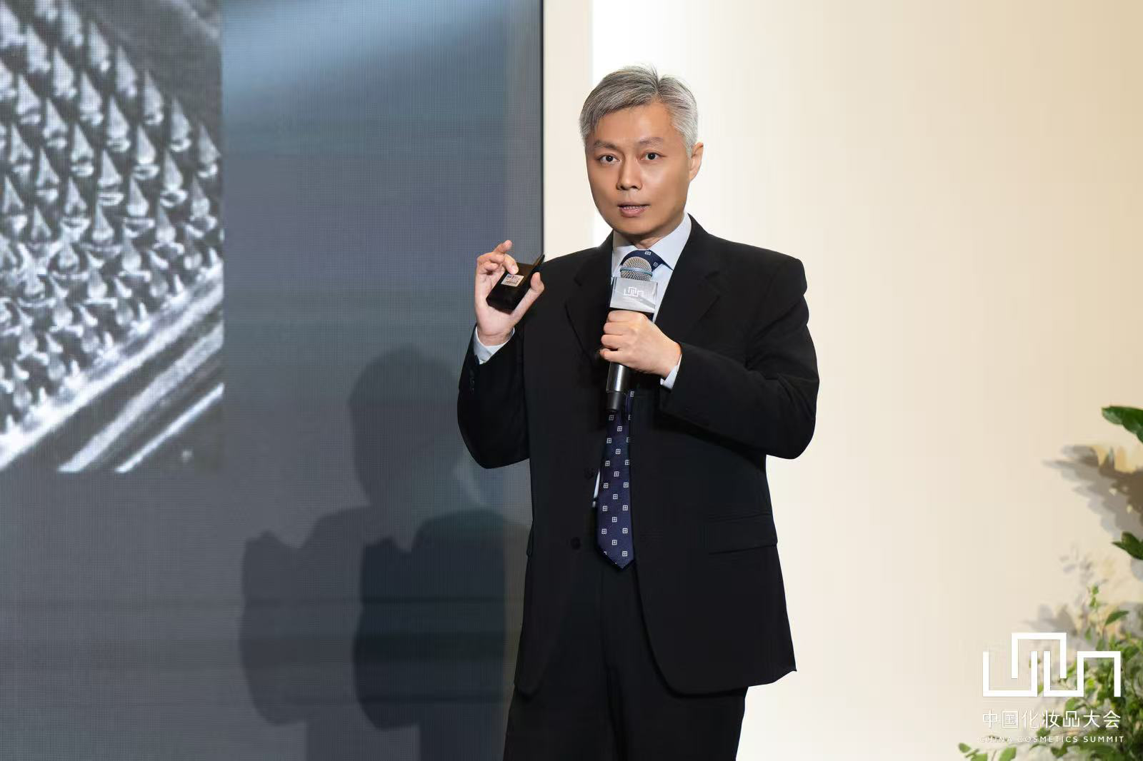 1751523281406332.png image1.png